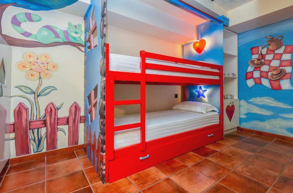 ¡Escapada familiar! Hotel 4* en Andorra con entradas a  Mon(t) Magic Family Park