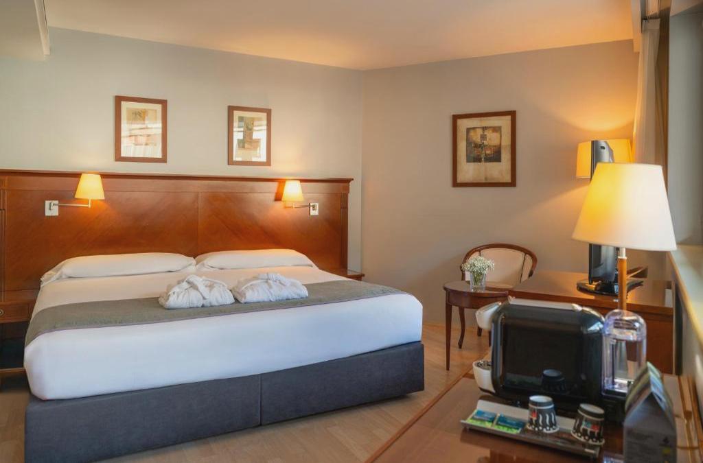 ¡Relax en Andorra! Hotel 4* y entradas para Caldea 