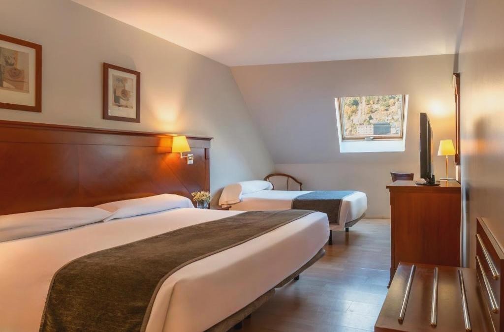 ¡Relax en Andorra! Hotel 4* y entradas para Caldea Premium - Hotel Nexta Escaldes (antiguo Hotel Hesperia)