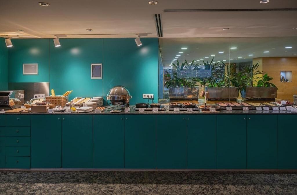 ¡Relax en Andorra! Hotel 4* y entradas para Caldea Premium - Hotel Nexta Escaldes (antiguo Hotel Hesperia)