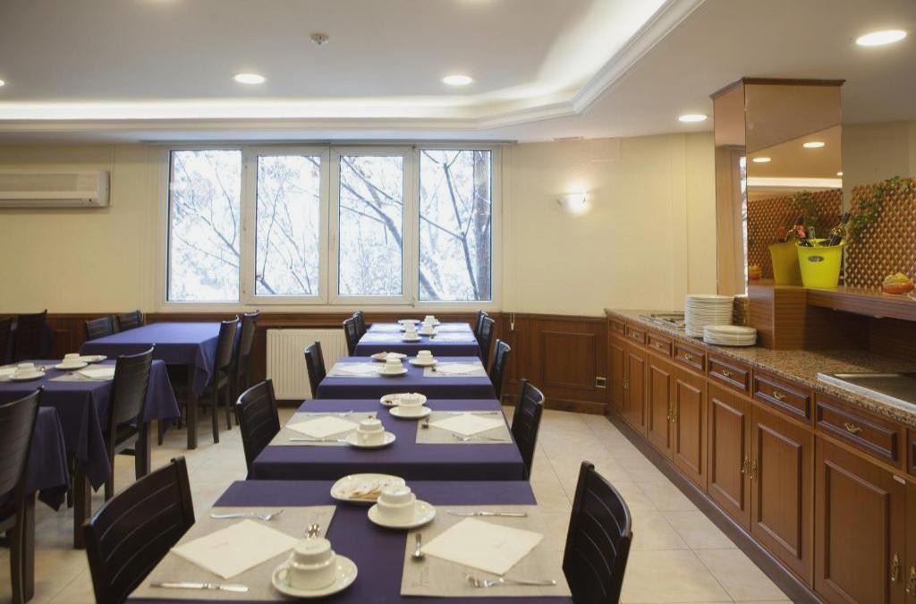 Caldea + Masaje + Hotel 3* Andorra - Insitu Eurotel Andorra