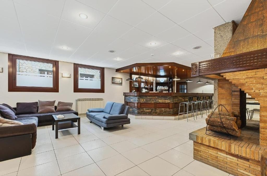 Invierno en estado puro: Arinsal entre nieve y montañas (Andorra)