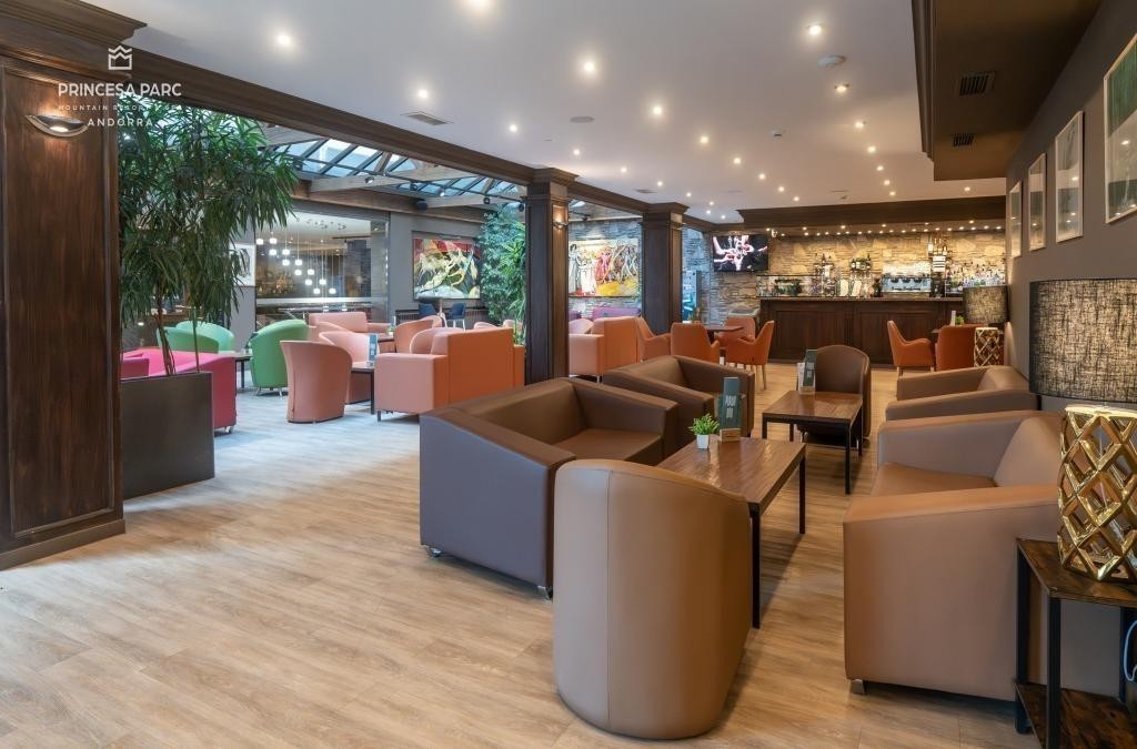 ¡Visita Andorra en familia con hotel 4*!