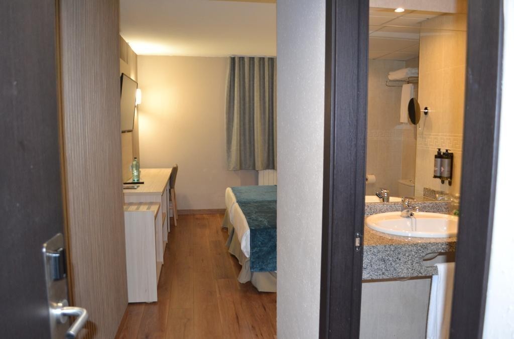 ¡Plan wellness en Andorra! Hotel 4* céntrico con Caldea incluida - Best Andorra Center