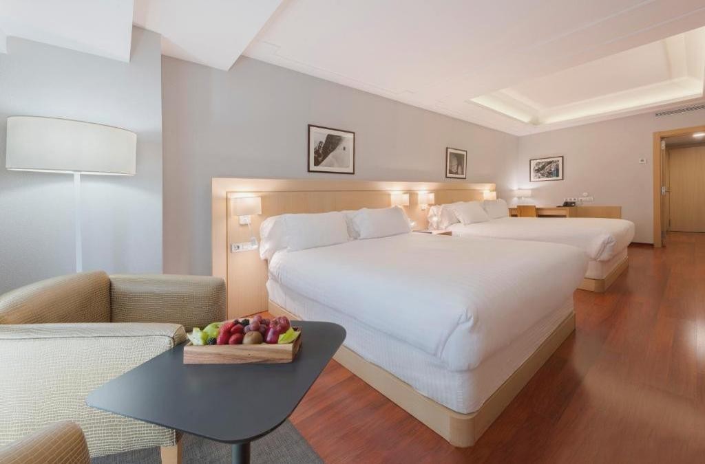 Andorra en hotel 5* céntrico y con SPA ¡Niños de 0 a 17 años gratis! - Suites Plaza Hotel & Wellness Andorra