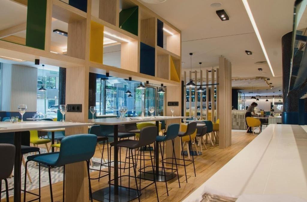 Andorra en hotel 5* céntrico y con SPA ¡Niños de 0 a 17 años gratis! - Suites Plaza Hotel & Wellness Andorra