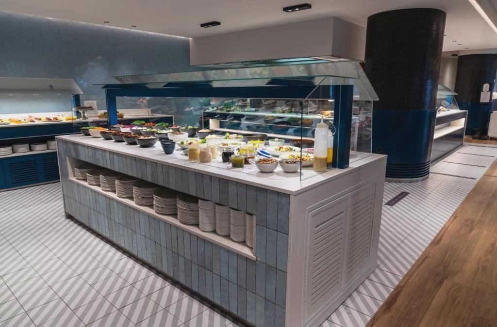 Andorra en hotel 5* céntrico y con SPA ¡Niños de 0 a 17 años gratis! - Suites Plaza Hotel & Wellness Andorra