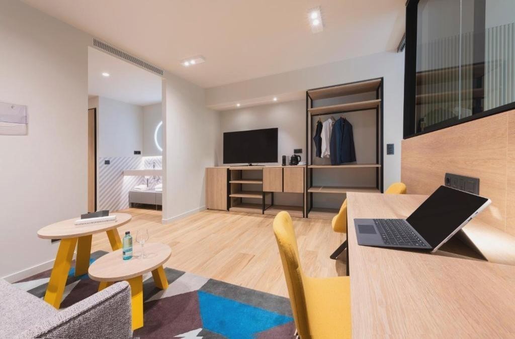 Andorra en hotel 5* céntrico y con SPA ¡Niños de 0 a 17 años gratis! - Suites Plaza Hotel & Wellness Andorra