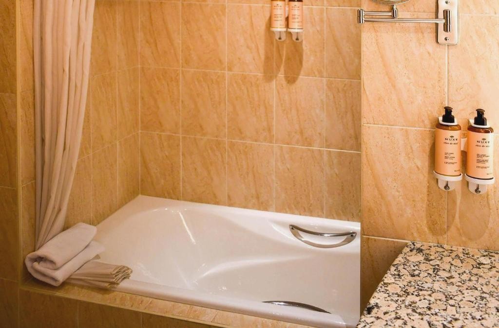 ¡Experiencia Andorra! Hotel 4* con SPA en el centro - Hotel Mercure Andorra