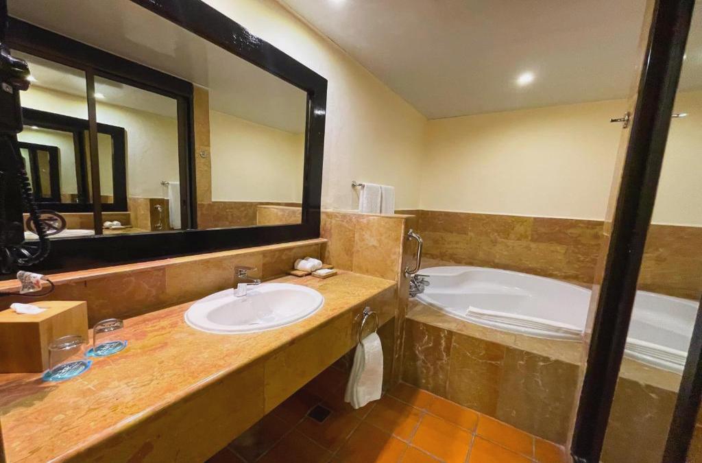 ¡Punta Cana con Vuelos y Hotel 5* en TODO INCLUIDO! - Hotel Catalonia Bávaro Beach