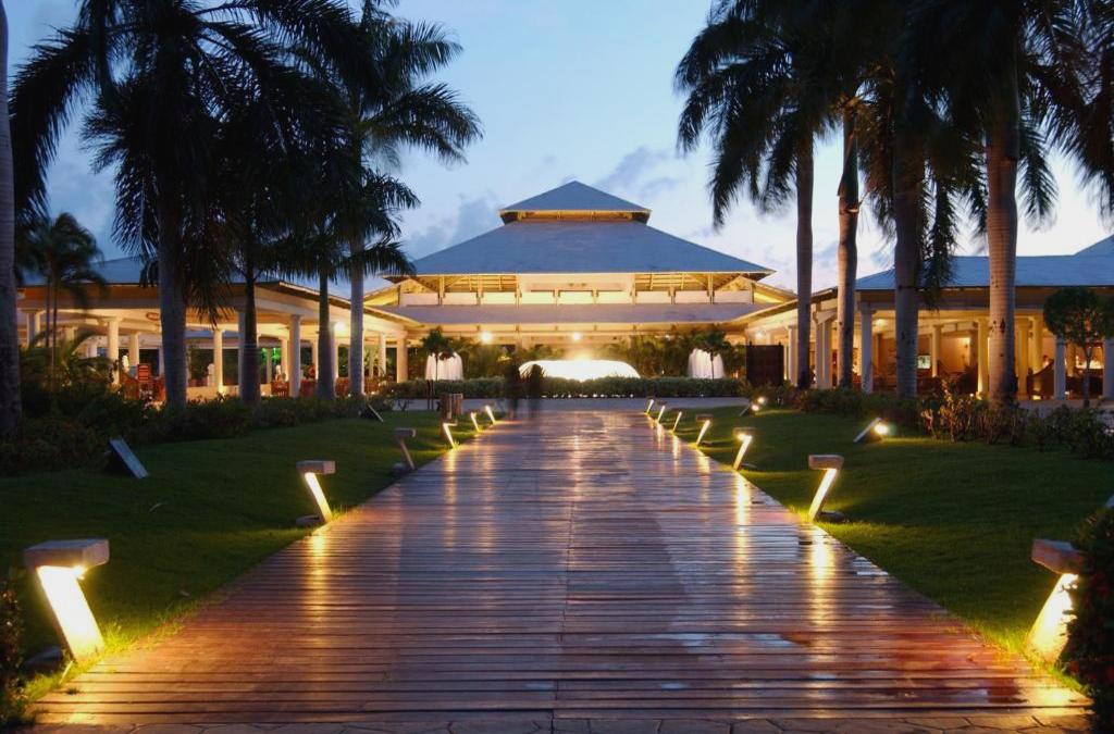 ¡Punta Cana con Vuelos y Hotel 5* en TODO INCLUIDO! - Hotel Catalonia Bávaro Beach