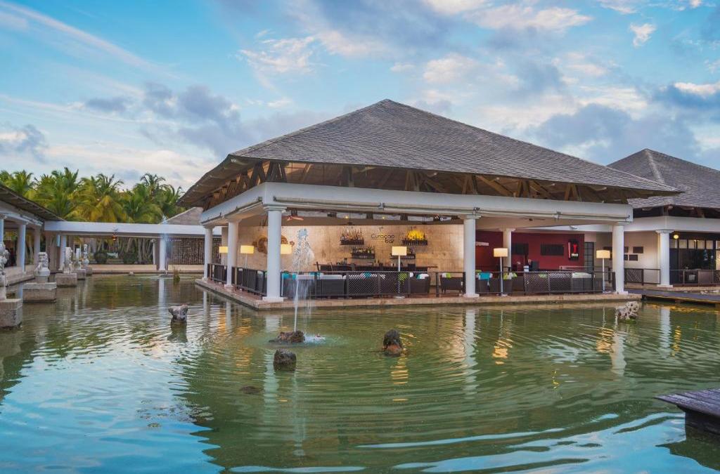 ¡Punta Cana con Vuelos y Hotel 5* en TODO INCLUIDO! - Hotel Catalonia Bávaro Beach