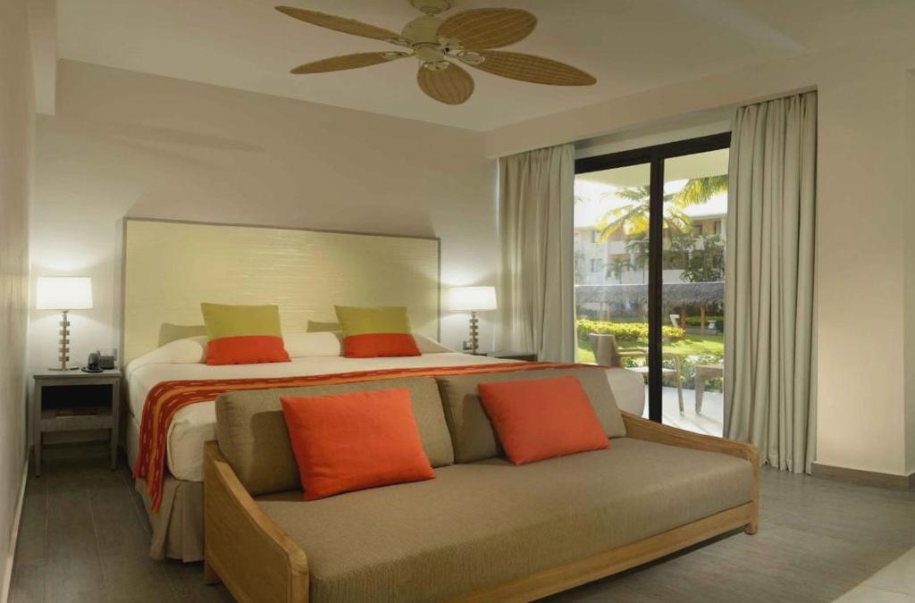 ¡Punta Cana con Vuelos y Hotel 5* en TODO INCLUIDO! - Hotel Catalonia Bávaro Beach
