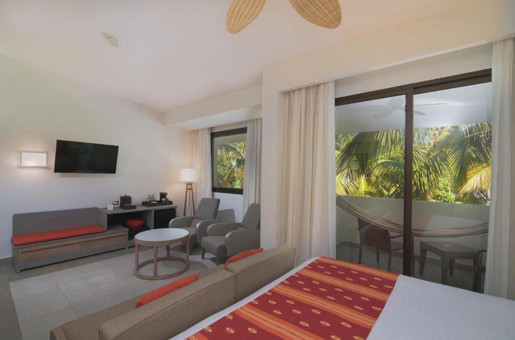 ¡Punta Cana con Vuelos y Hotel 5* en TODO INCLUIDO! - Hotel Catalonia Bávaro Beach