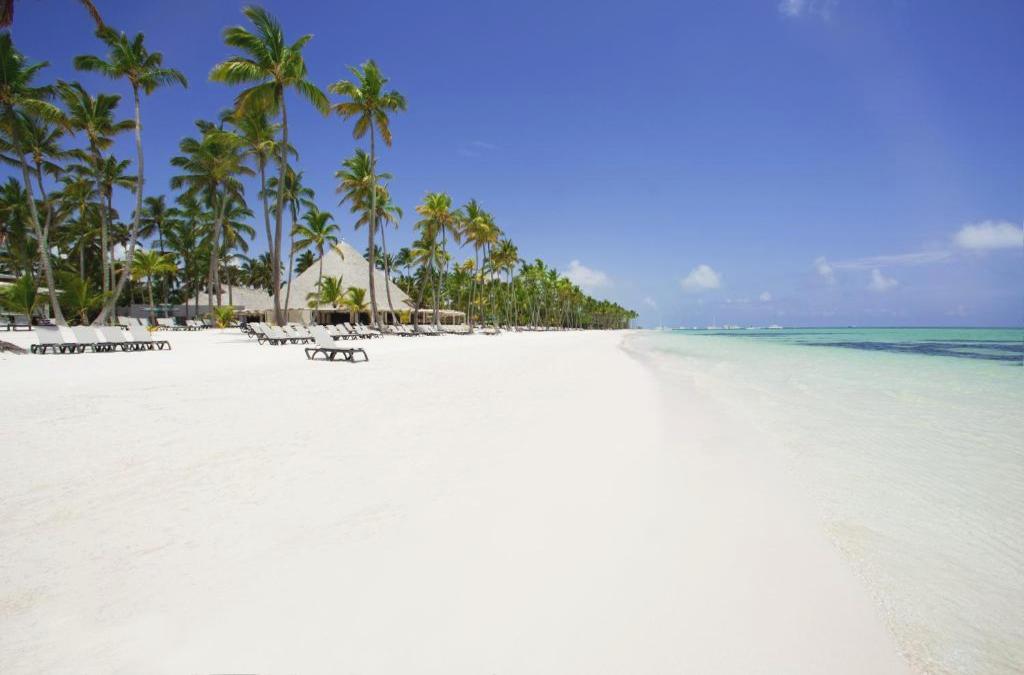 ¡Nos vamos al Caribe! Punta Cana con vuelos y Todo Incluido - Barceló Bávaro Beach (Adults only)