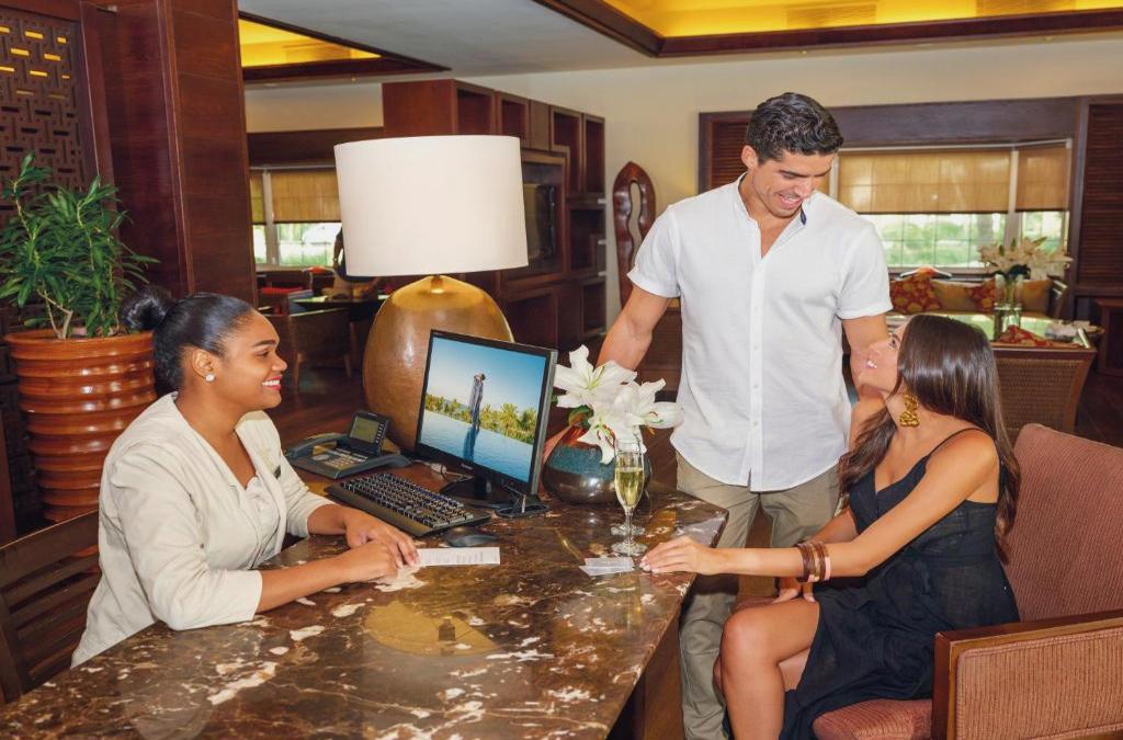 ¡Nos vamos al Caribe! Punta Cana con vuelos y Todo Incluido - Barceló Bávaro Beach (Adults only)