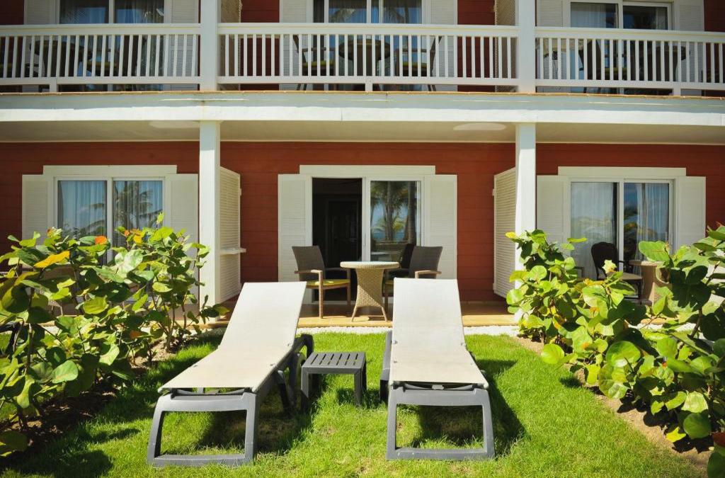 ¡Nos vamos al Caribe! Punta Cana con vuelos y Todo Incluido - Barceló Bávaro Beach (Adults only)
