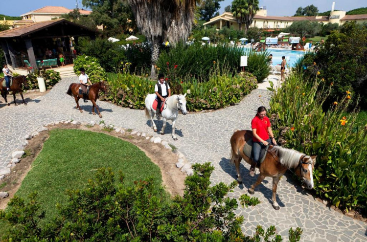Horse Country Resort Congress & SPA