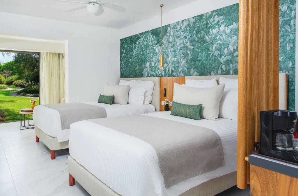 ¡Punta Cana con Vuelos y Hotel 5* en TODO INCLUIDO! - Dreams Flora Resort & Spa - All Inclusive
