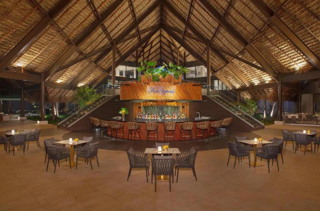 ¡Punta Cana con Vuelos y Hotel 5* en TODO INCLUIDO! - Dreams Flora Resort & Spa - All Inclusive
