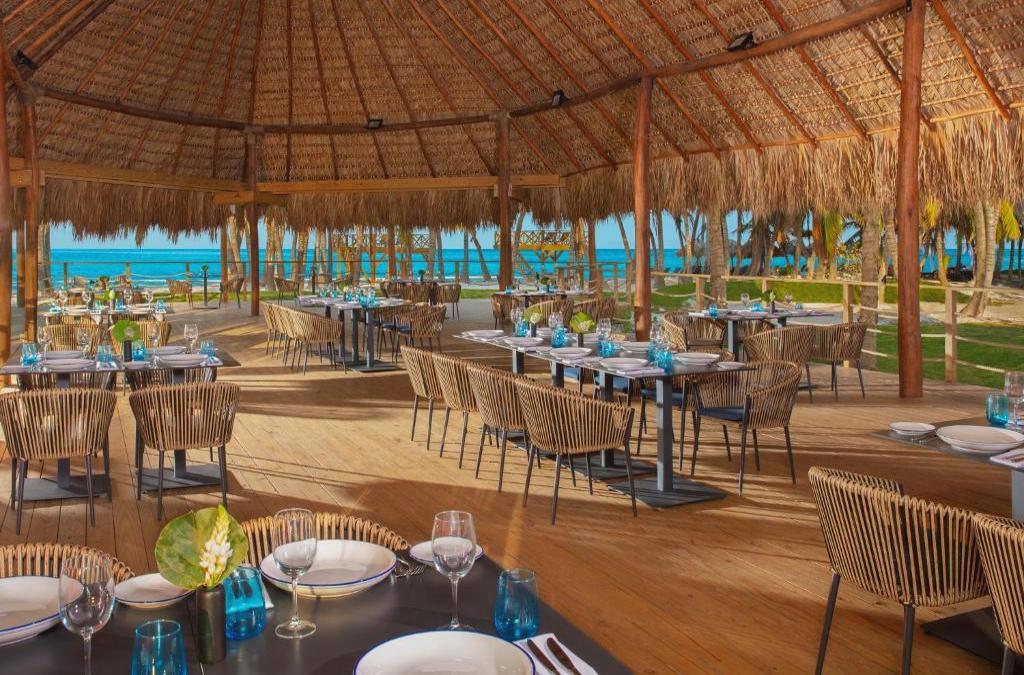 ¡Punta Cana con Vuelos y Hotel 5* en TODO INCLUIDO! - Dreams Flora Resort & Spa - All Inclusive