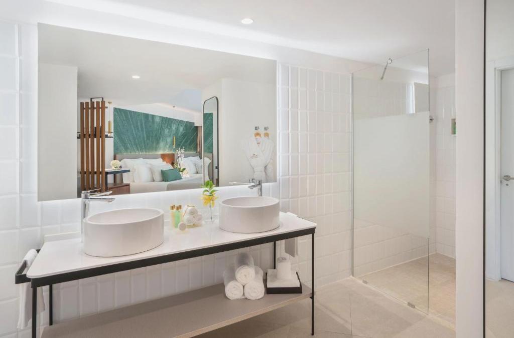 ¡Punta Cana con Vuelos y Hotel 5* en TODO INCLUIDO! - Dreams Flora Resort & Spa - All Inclusive