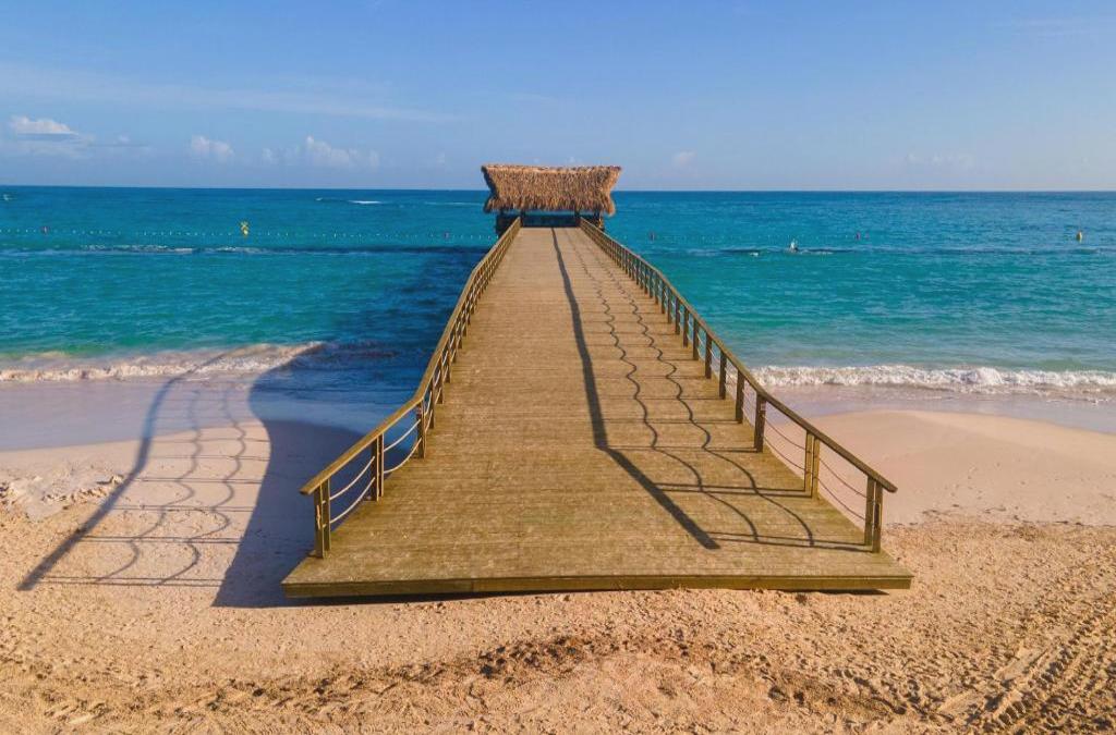 ¡Nos vamos al Caribe! Punta Cana con vuelos y Todo Incluido - Vista Sol Punta Cana Beach Resort & Spa