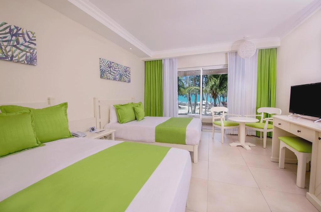 ¡Nos vamos al Caribe! Punta Cana con vuelos y Todo Incluido - Vista Sol Punta Cana Beach Resort & Spa