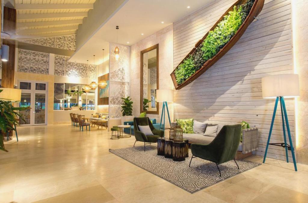 ¡Nos vamos al Caribe! Punta Cana con vuelos y Todo Incluido - Vista Sol Punta Cana Beach Resort & Spa