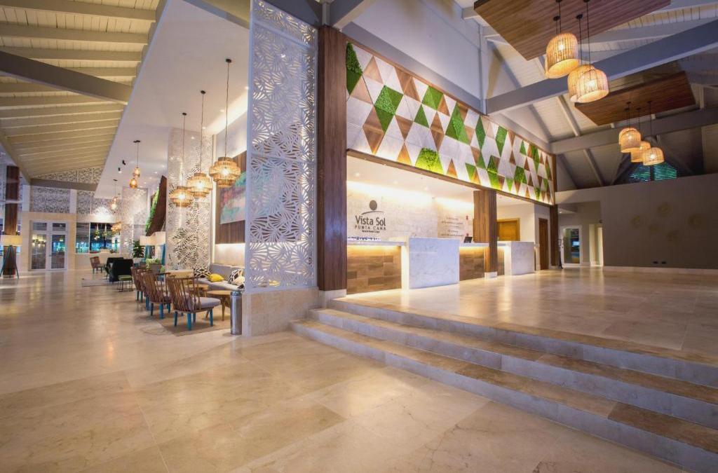 ¡Nos vamos al Caribe! Punta Cana con vuelos y Todo Incluido - Vista Sol Punta Cana Beach Resort & Spa