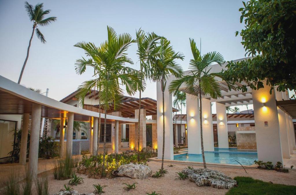 ¡Nos vamos al Caribe! Punta Cana con vuelos y Todo Incluido - Vista Sol Punta Cana Beach Resort & Spa
