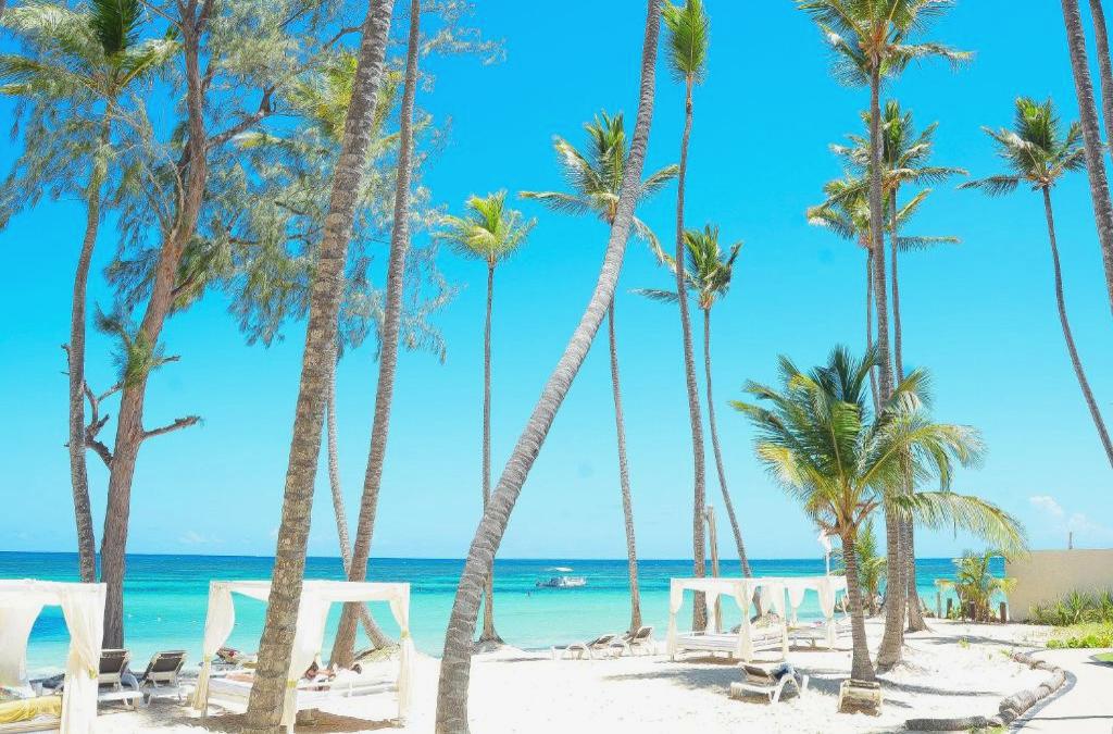 ¡Nos vamos al Caribe! Punta Cana con vuelos y Todo Incluido - Vista Sol Punta Cana Beach Resort & Spa