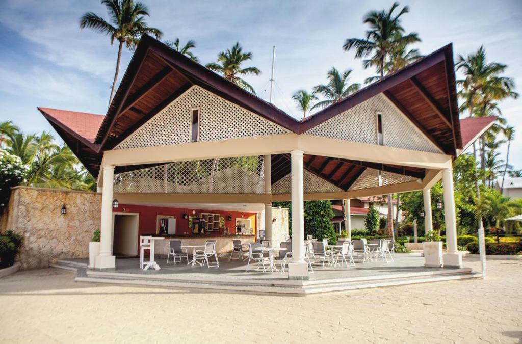 ¡Nos vamos al Caribe! Punta Cana con vuelos y Todo Incluido - Vista Sol Punta Cana Beach Resort & Spa