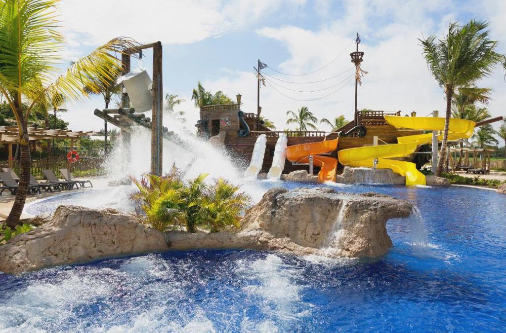 ¡Nos vamos al Caribe! Punta Cana con vuelos y Todo Incluido - Barceló Bávaro Palace