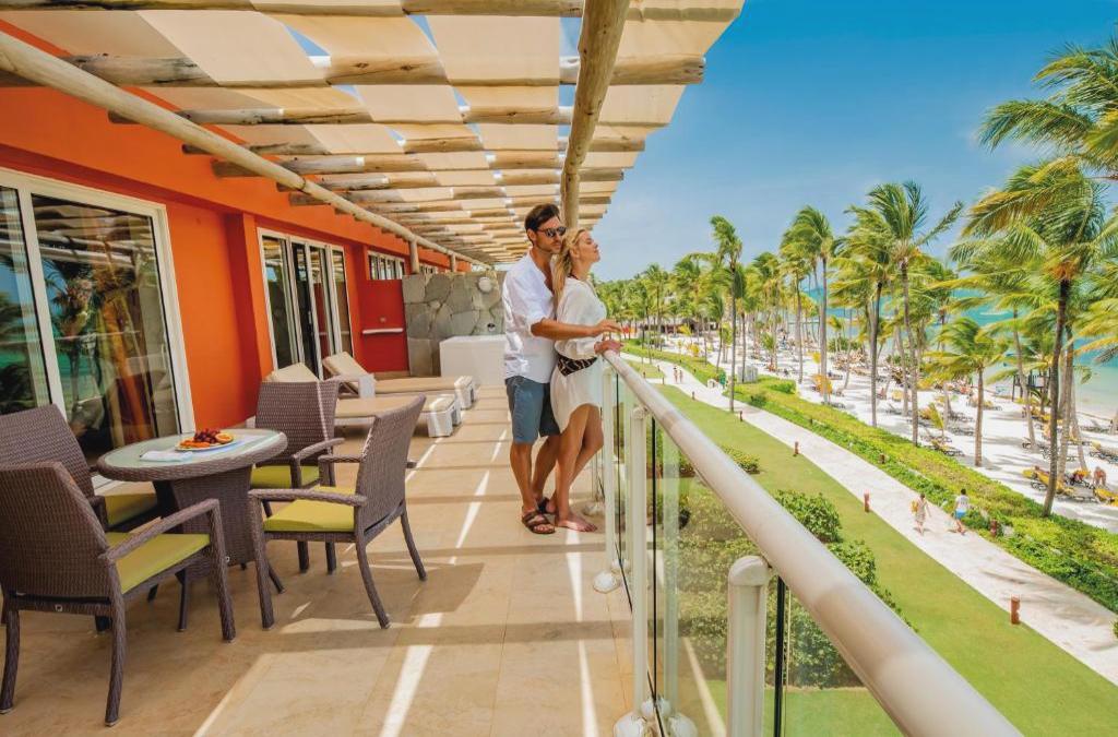 ¡Nos vamos al Caribe! Punta Cana con vuelos y Todo Incluido - Barceló Bávaro Palace