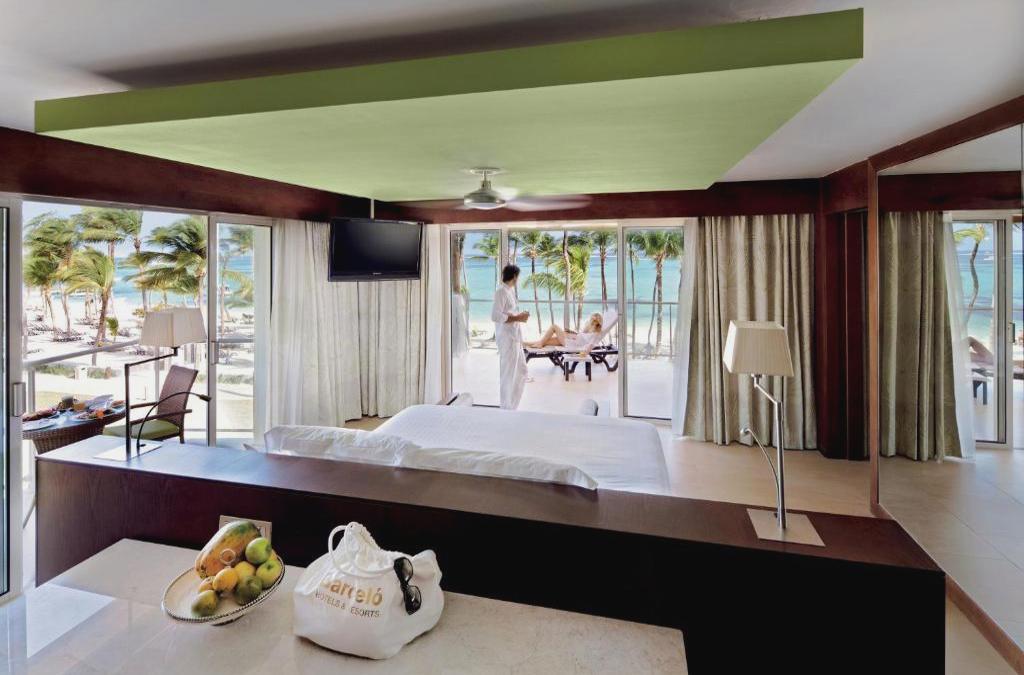 ¡Nos vamos al Caribe! Punta Cana con vuelos y Todo Incluido - Barceló Bávaro Palace