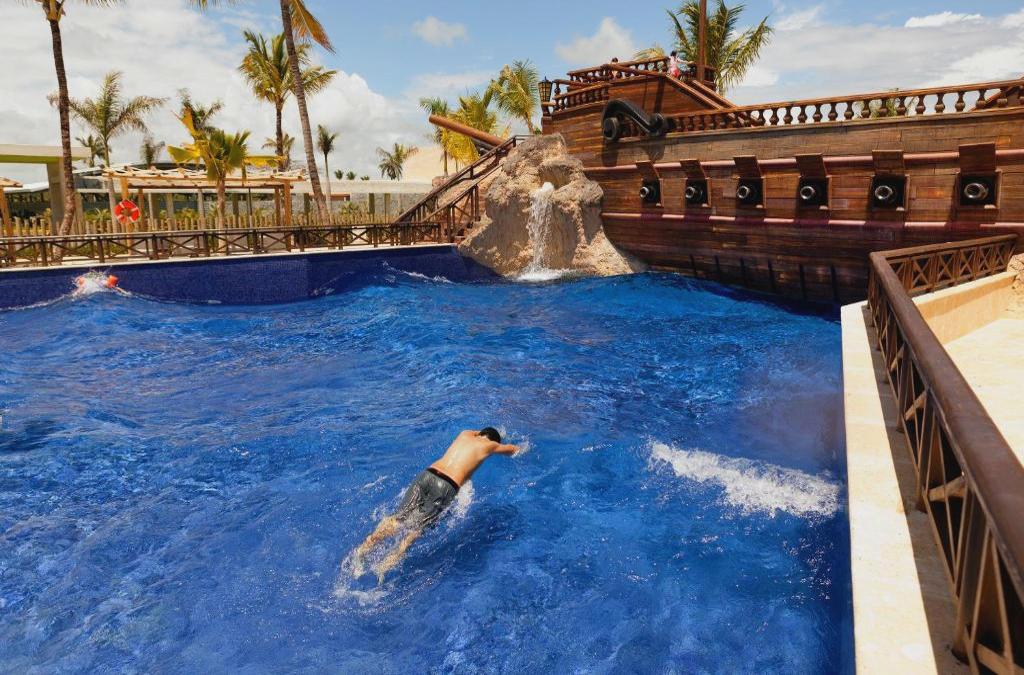 ¡Nos vamos al Caribe! Punta Cana con vuelos y Todo Incluido - Barceló Bávaro Palace