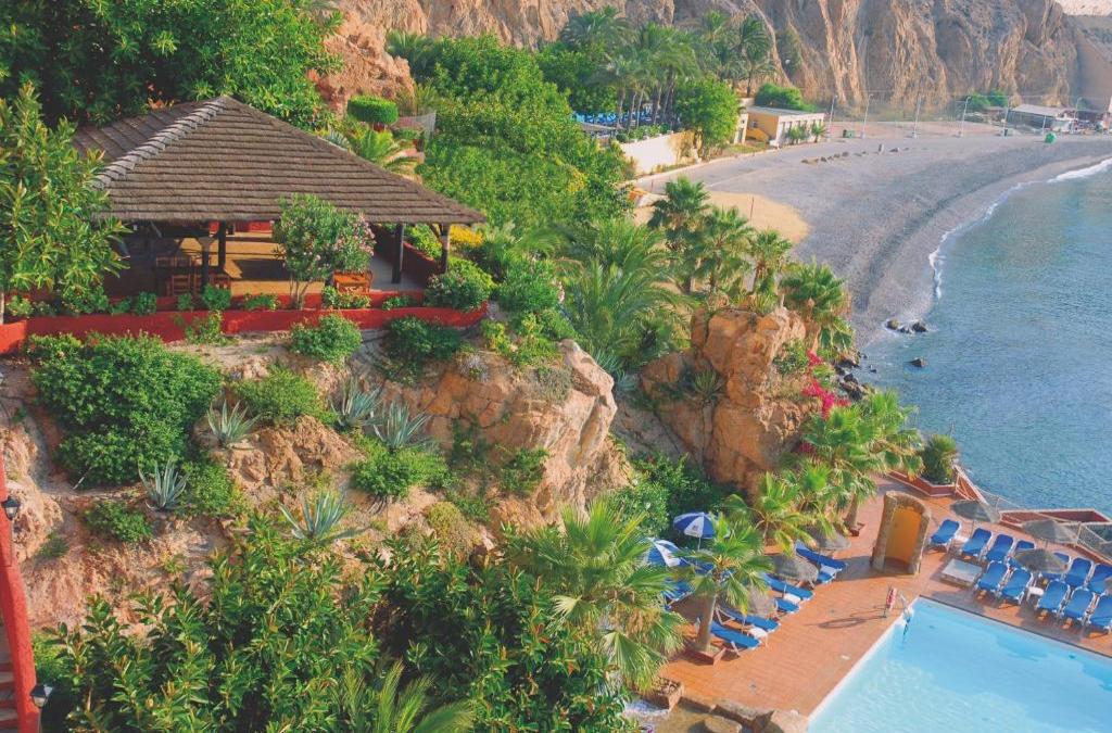 Aguadulce: Un capricho solo adultos con vistas infinitas