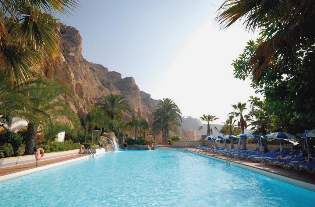 Aguadulce: Un capricho solo adultos con vistas infinitas