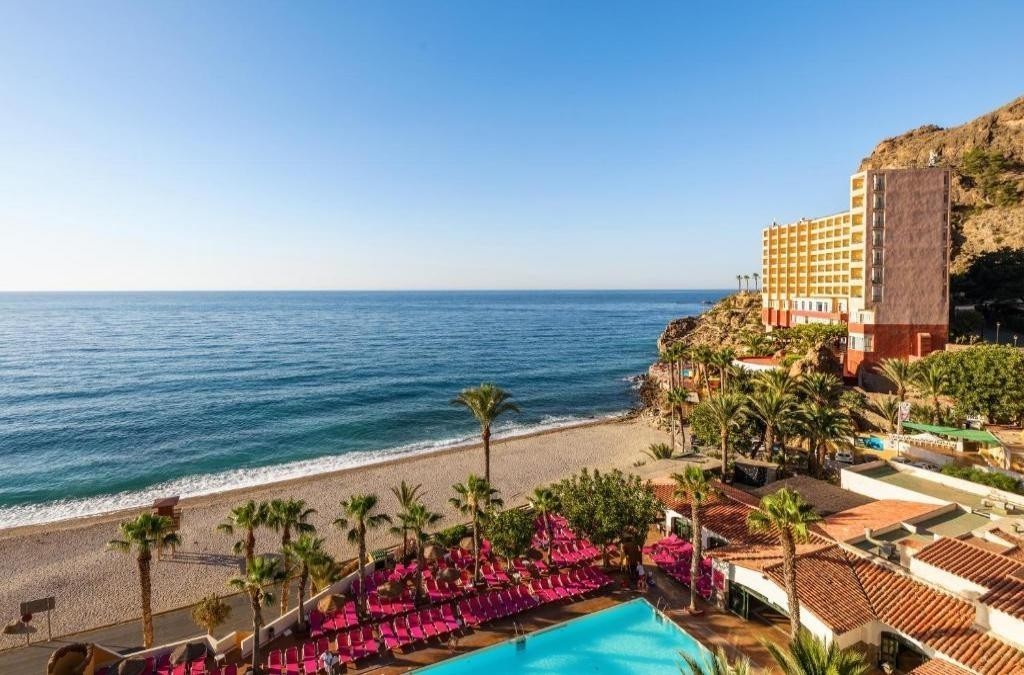 Adults Designed! 4* Hotel with sea views in Aguadulce 