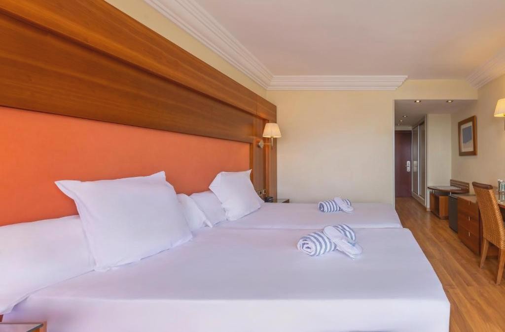 ¡Sintoniza con el mar en Aguadulce! Tu escapada en hotel 4* - Moon Dreams Portomagno