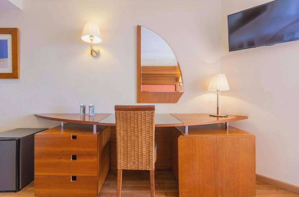 ¡Sintoniza con el mar en Aguadulce! Tu escapada en hotel 4* - Moon Dreams Portomagno