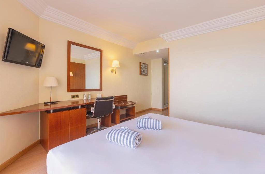 ¡Sintoniza con el mar en Aguadulce! Tu escapada en hotel 4* - Moon Dreams Portomagno