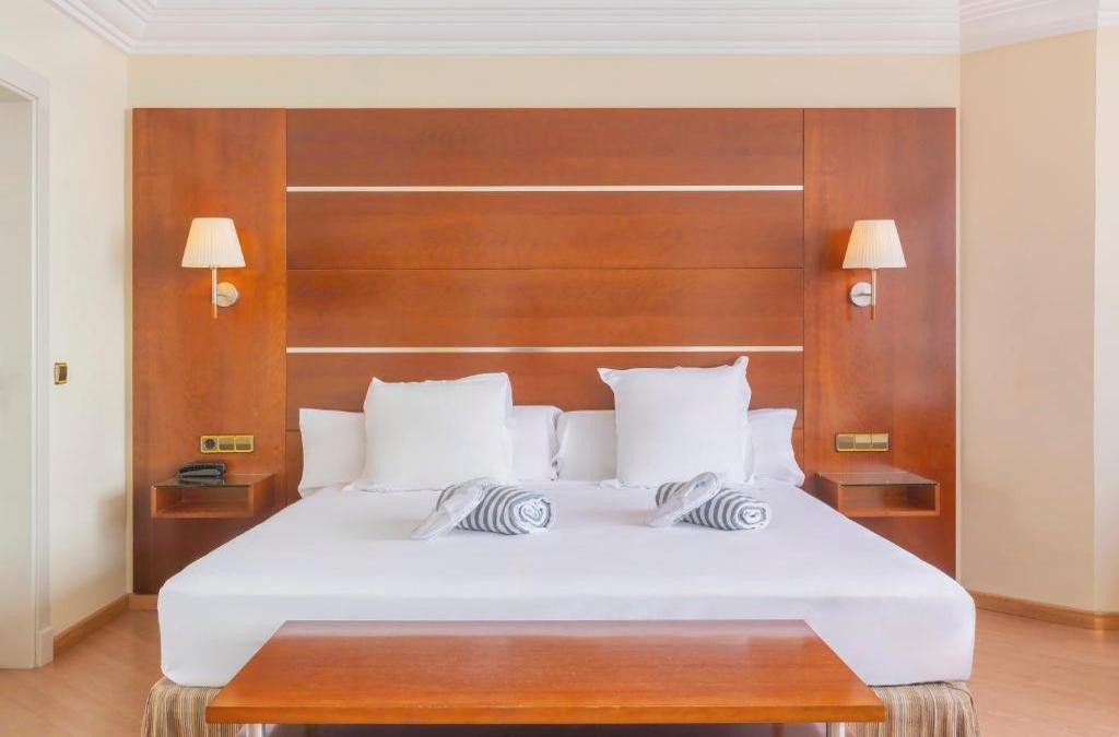 ¡Sintoniza con el mar en Aguadulce! Tu escapada en hotel 4* - Moon Dreams Portomagno
