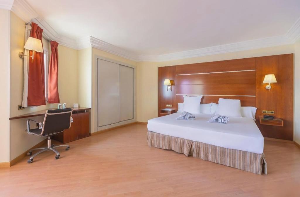¡Sintoniza con el mar en Aguadulce! Tu escapada en hotel 4* - Moon Dreams Portomagno