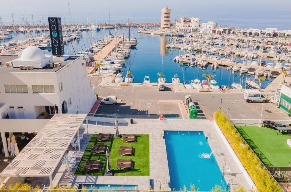 Moon Hotel & SPA.