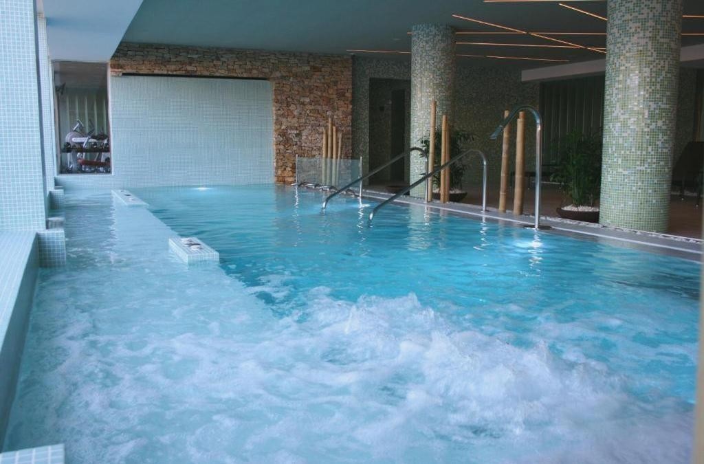 Lujo en hotel 5* en la Costa de Almería ¡1 niño GRATIS! - AR Golf Almerimar