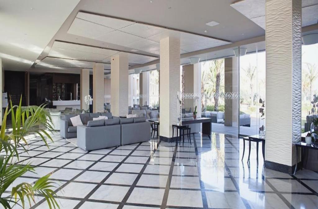 Lujo en hotel 5* en la Costa de Almería ¡1 niño GRATIS! - AR Golf Almerimar