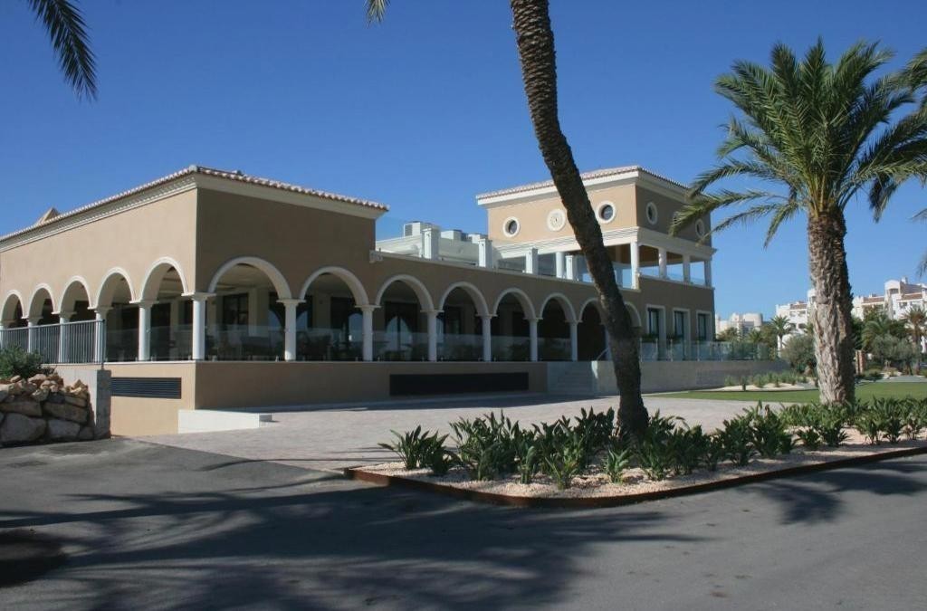 Lujo en hotel 5* en la Costa de Almería ¡1 niño GRATIS! - AR Golf Almerimar