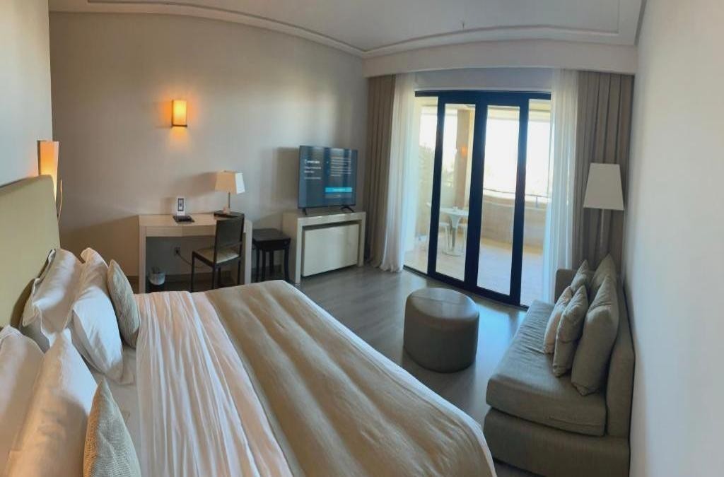 Lujo en hotel 5* en la Costa de Almería ¡1 niño GRATIS! - AR Golf Almerimar